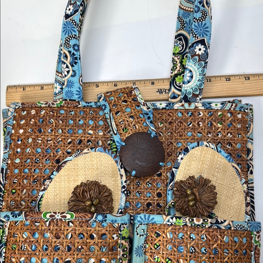 Vera Bradley Woven and Fabric Tote with Sandals - Picture 3 of 13